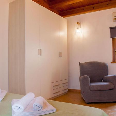 Amore Se-Wooden Apartments Корато Екстериор снимка