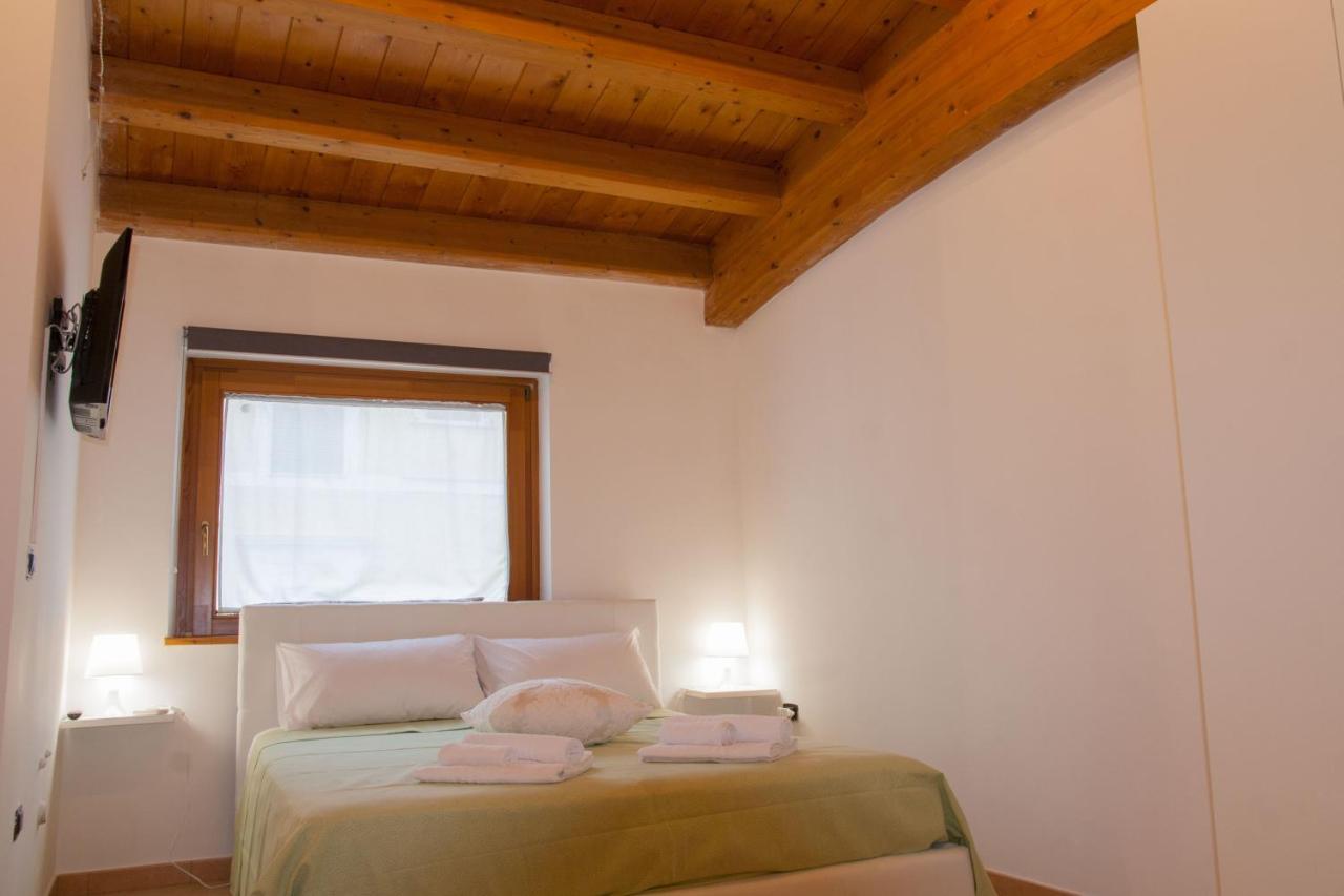 Amore Se-Wooden Apartments Корато Екстериор снимка